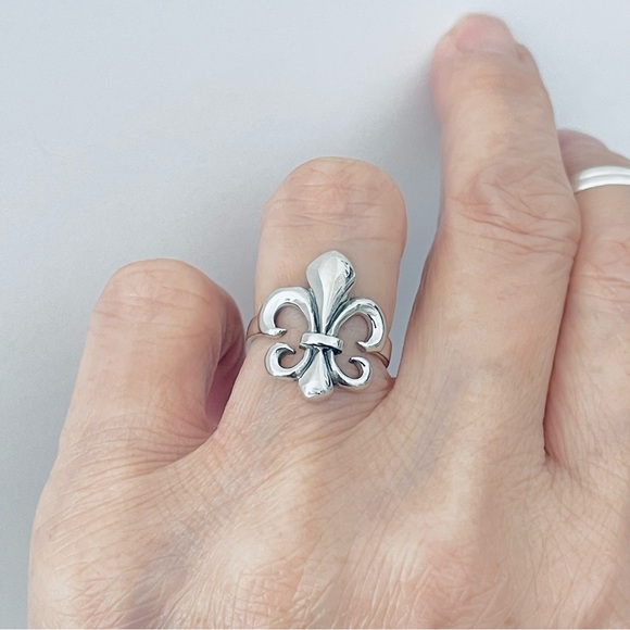 Sterling Silver Fleur De Lis Ring, New Orlean Saints, France Symbol, Lily Rings - Picture 6 of 14